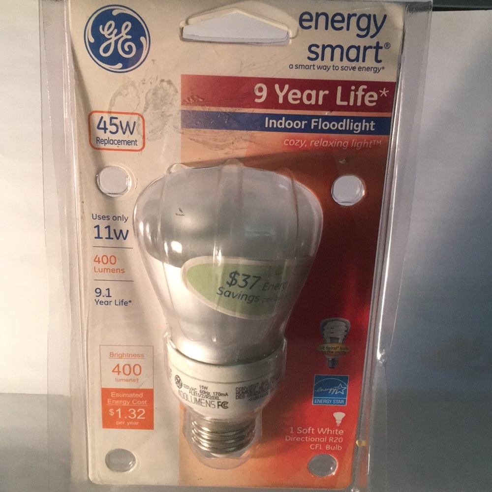 GE SOFT WHITE R20 LIGHT BULB 11W 400LM 9 YEAR LIFE